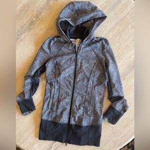 Lululemon Define Jacket - Sz 6